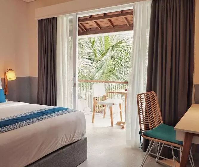 バルコニー付きデラックスルーム, The Beach House Resort