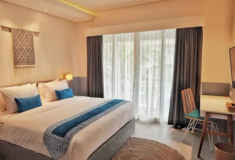バルコニー付きデラックスルーム, The Beach House Resort