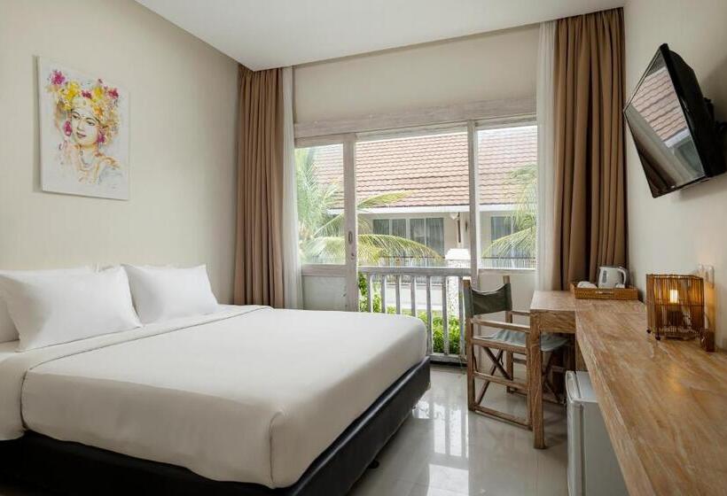 Номер Superior Вид на Бассейн, The Beach House Resort