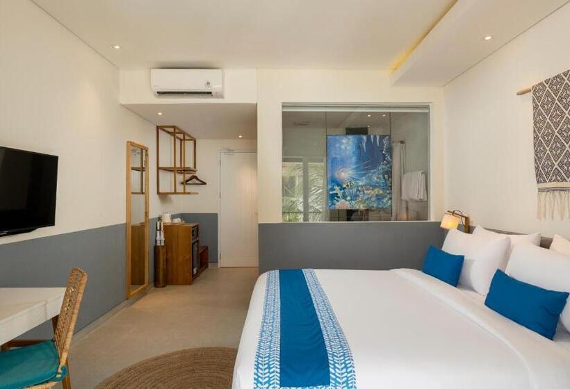 Номер Deluxe с Балконом, The Beach House Resort