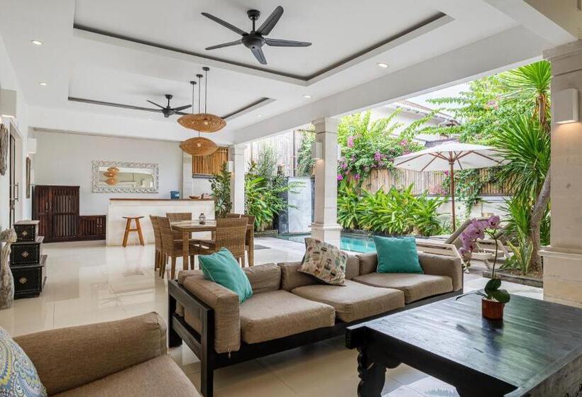 Вилла 2 Спальни, The Beach House Resort