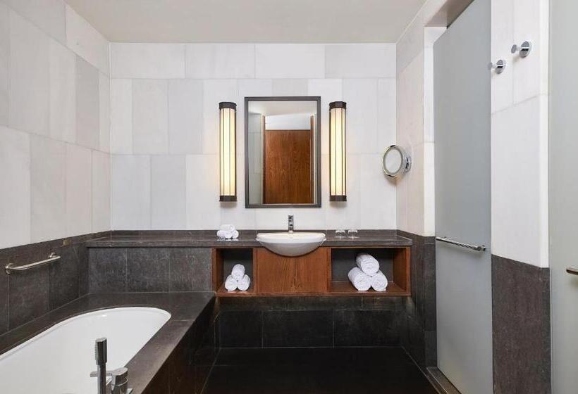 غرفة إدارية سرير كينج, The Westin Xi An