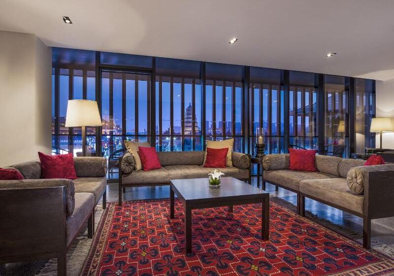 Номер Клуб Кровать Кинг, The Westin Xi An