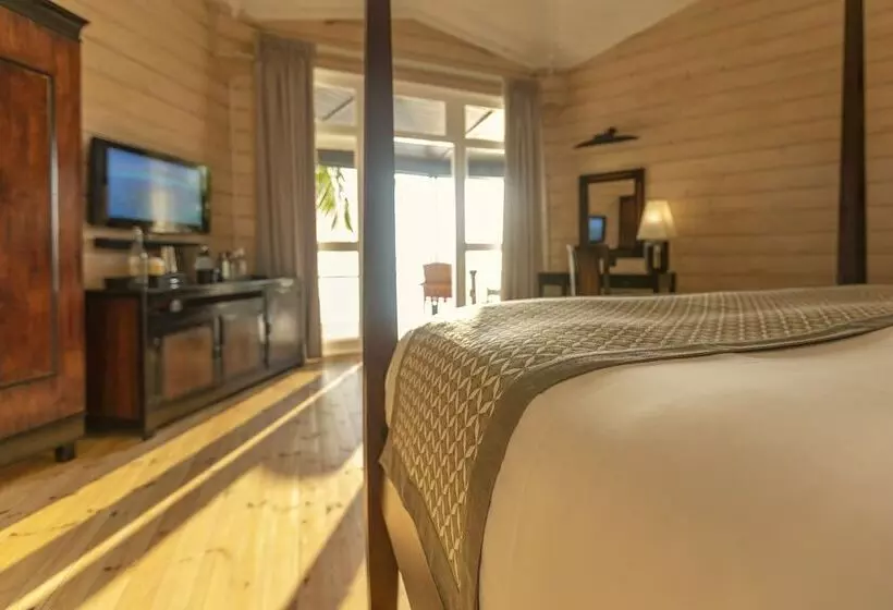 ویلا پریمیوم 1 خوابه, Komandoo Maldives Island Resort