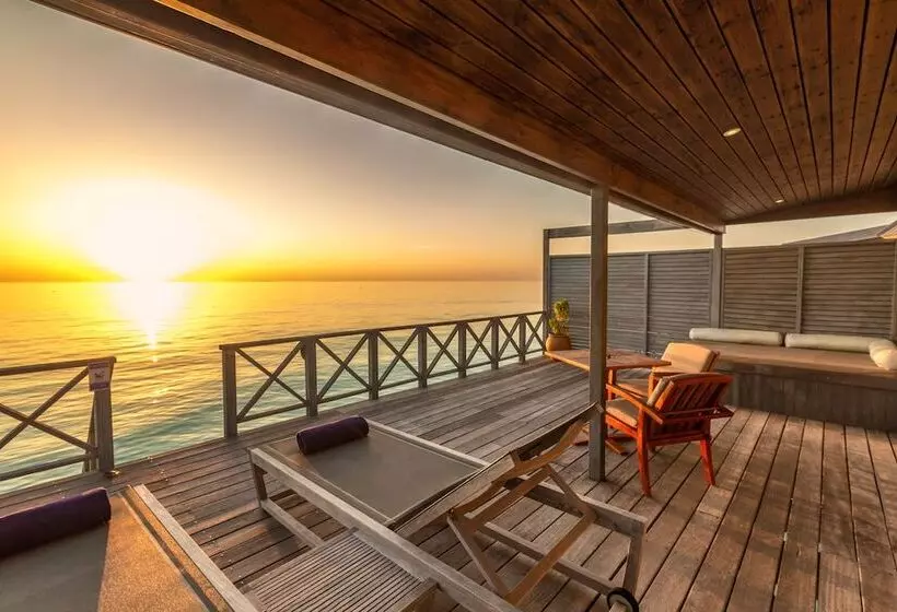 ویلای 1 خوابه با چشمانداز دریا, Komandoo Maldives Island Resort