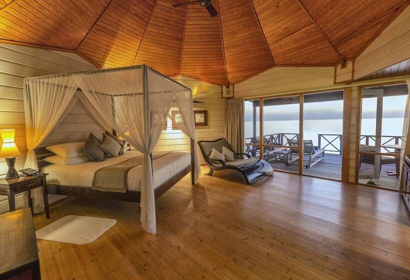 ویلای 1 خوابه با چشم‌انداز دریا, Komandoo Maldives Island Resort