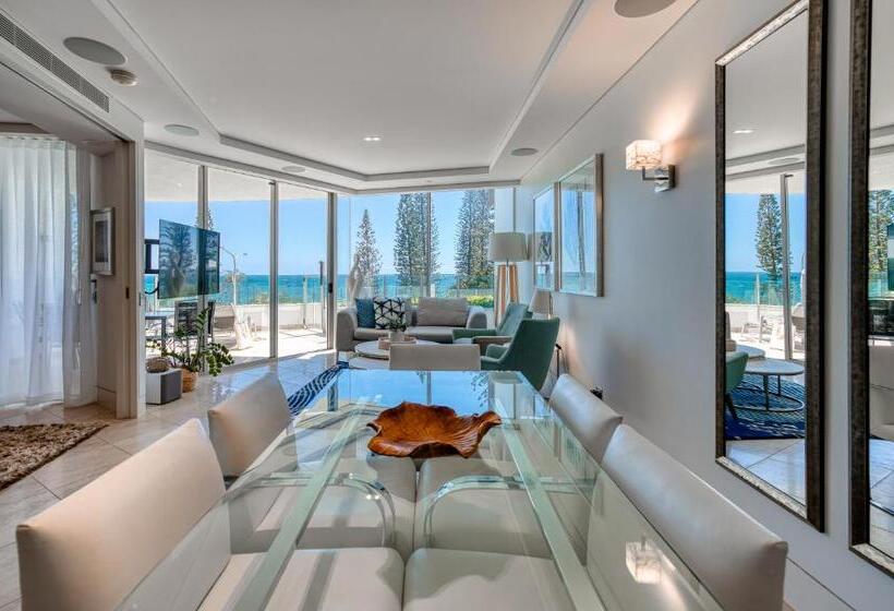 2 Bedrooms Suite Sea View, Oceans Mooloolaba