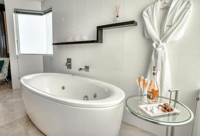 3침실 스위트, Oceans Mooloolaba