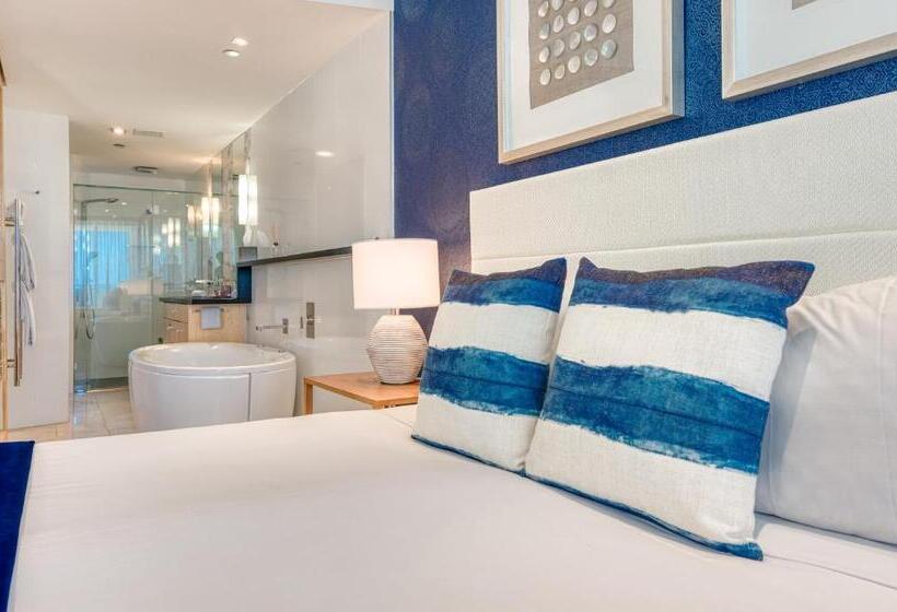 2침실 펜트하우스 아파트, Oceans Mooloolaba