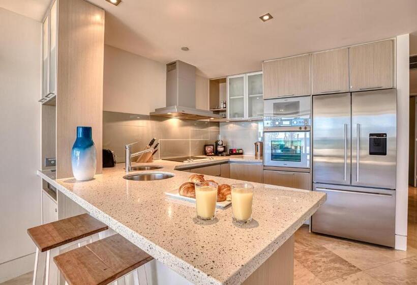 2침실 펜트하우스 아파트, Oceans Mooloolaba