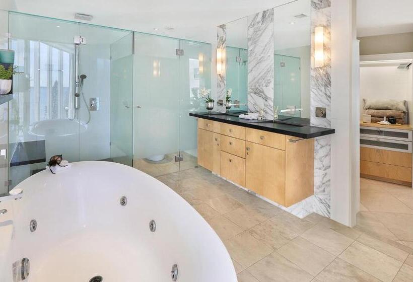 침실 4개 아파트, Oceans Mooloolaba