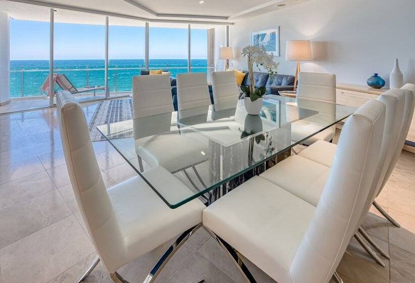 Suite Superior 3 Quartos, Oceans Mooloolaba