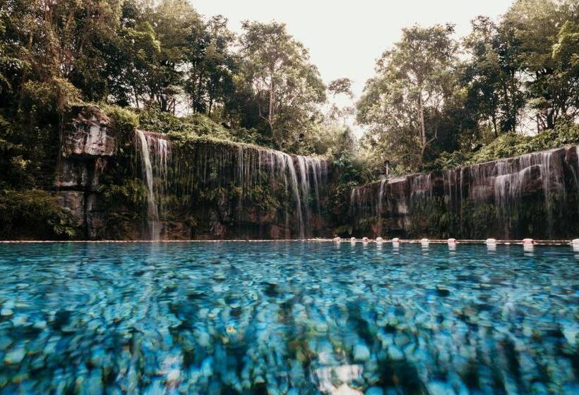 Suite, Philea Resort & Spa