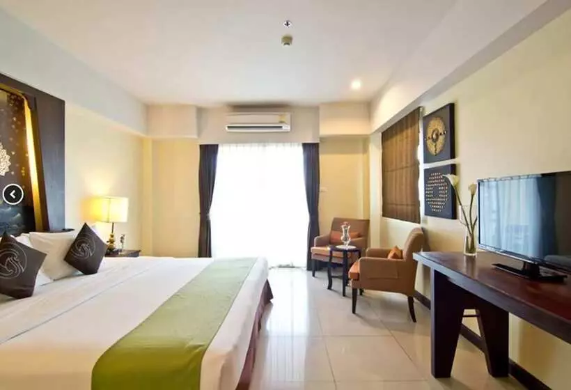 デラックスルーム, Golden Sea Pattaya   Sha Extra Plus