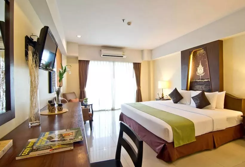 デラックスルーム, Golden Sea Pattaya   Sha Extra Plus