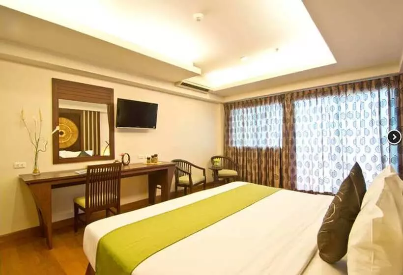 デラックスルーム, Golden Sea Pattaya   Sha Extra Plus