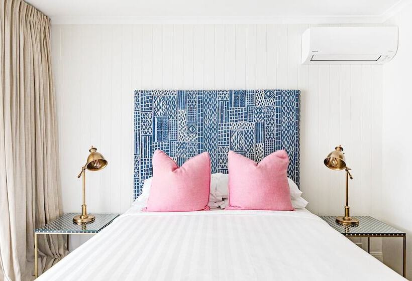 Номер Deluxe, The Lord Byron