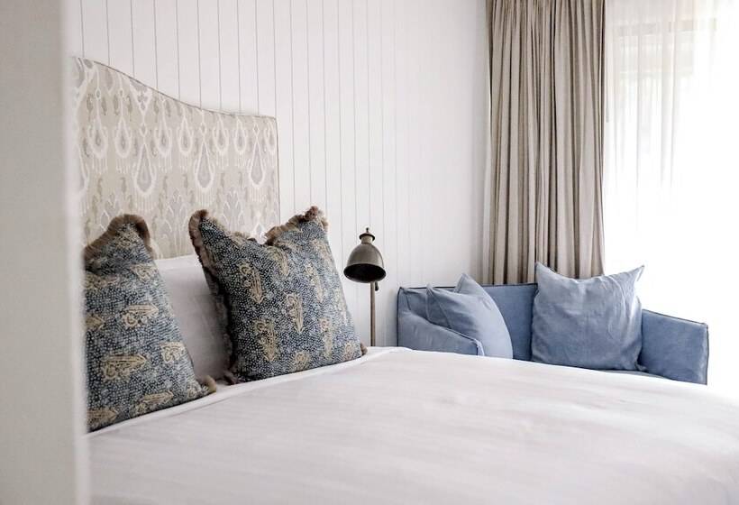 Номер Deluxe, The Lord Byron