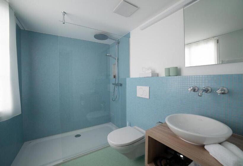 带阳台的豪华间, Gasthaus Friedegg