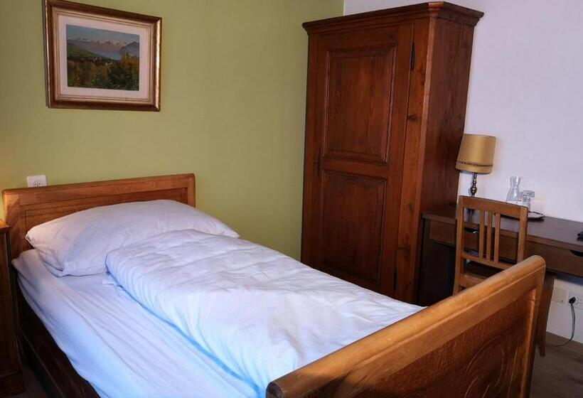 单人经济间, Gasthaus Friedegg