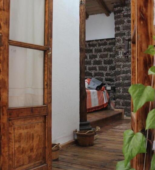 غرفة قياسية, Casa Del Siglo Xvii