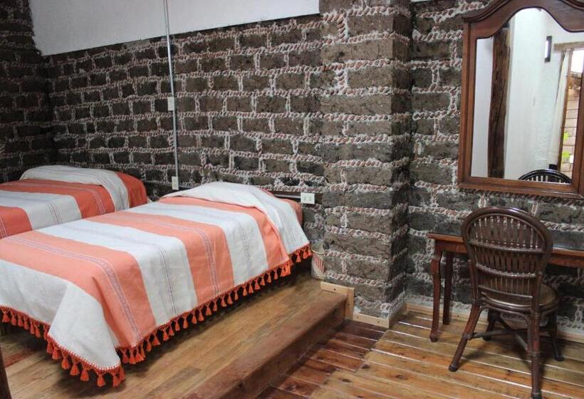 غرفة قياسية, Casa Del Siglo Xvii