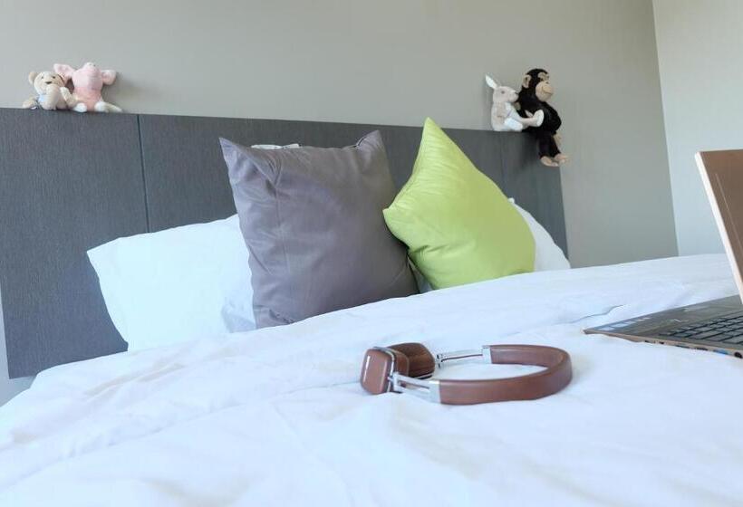 Номер Deluxe Кровать Кинг, Trio Residence Si Racha