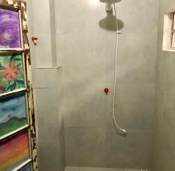 발코니가 있는 4인용 스탠다드 룸, Amarelo Hibisco