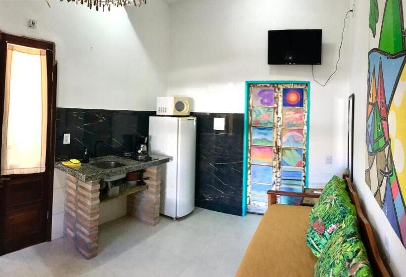 발코니가 있는 4인용 스탠다드 룸, Amarelo Hibisco