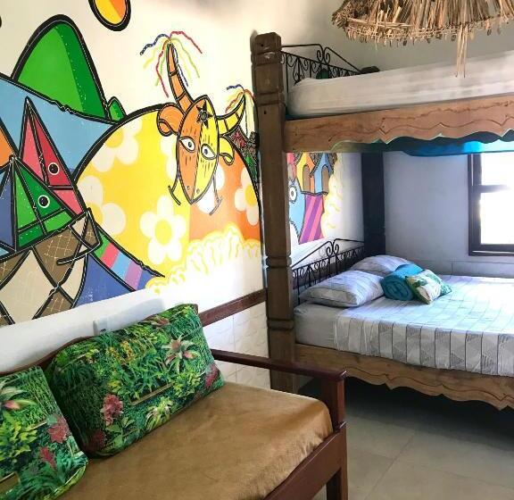 발코니가 있는 4인용 스탠다드 룸, Amarelo Hibisco