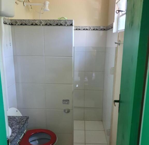 이코노미 룸, Amarelo Hibisco