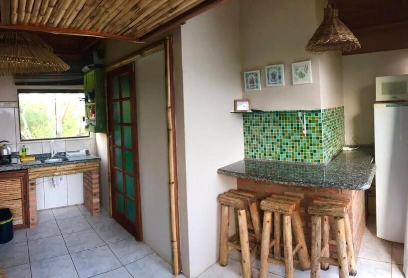 4인용 스탠다드 룸, Amarelo Hibisco