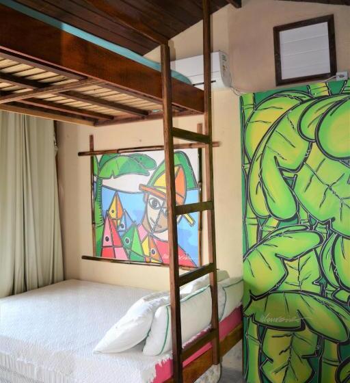 4인용 스탠다드 룸, Amarelo Hibisco