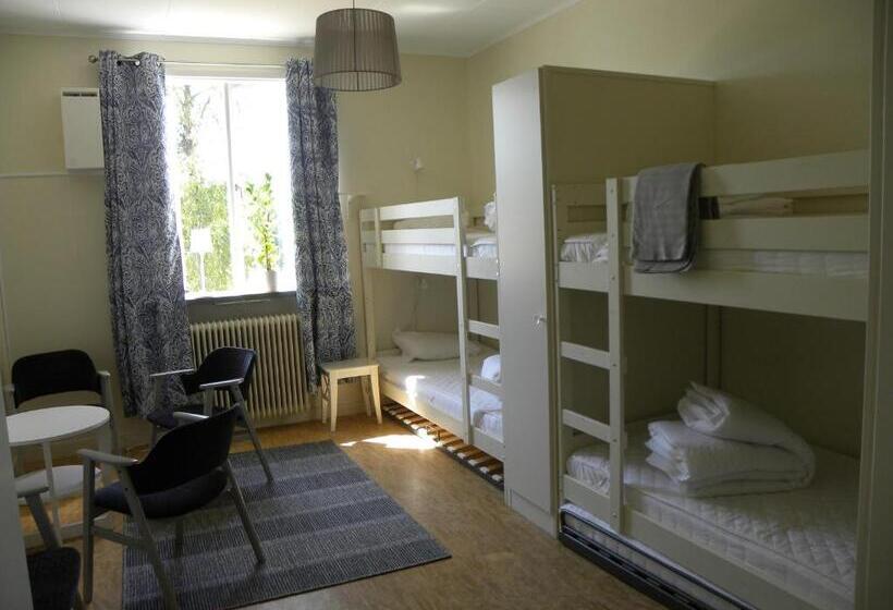 غرفة قياسية رباعية حمام مشترك, Kalvs Skolhus