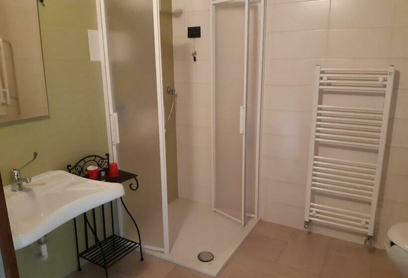 标准间带阳台, Alle Tre Colline