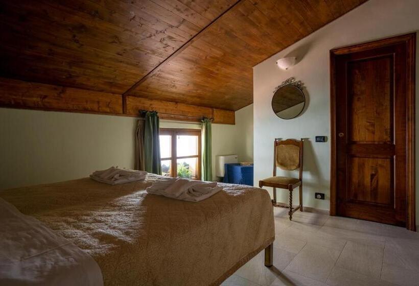 标准间, Alle Tre Colline