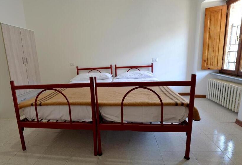 Standard room with outdoor bath, Ostello Del Parco Di Monte Cucco