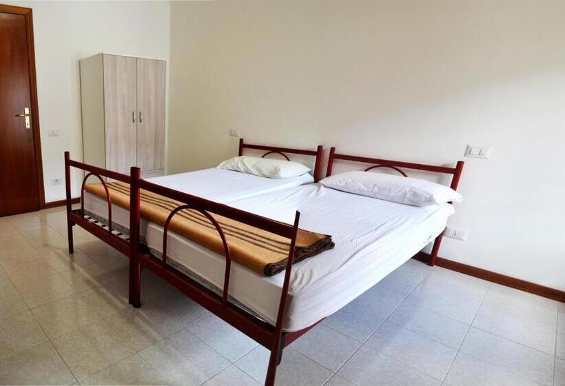 Standard room with outdoor bath, Ostello Del Parco Di Monte Cucco