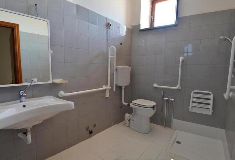 חדר משפחתי, Ostello Del Parco Di Monte Cucco