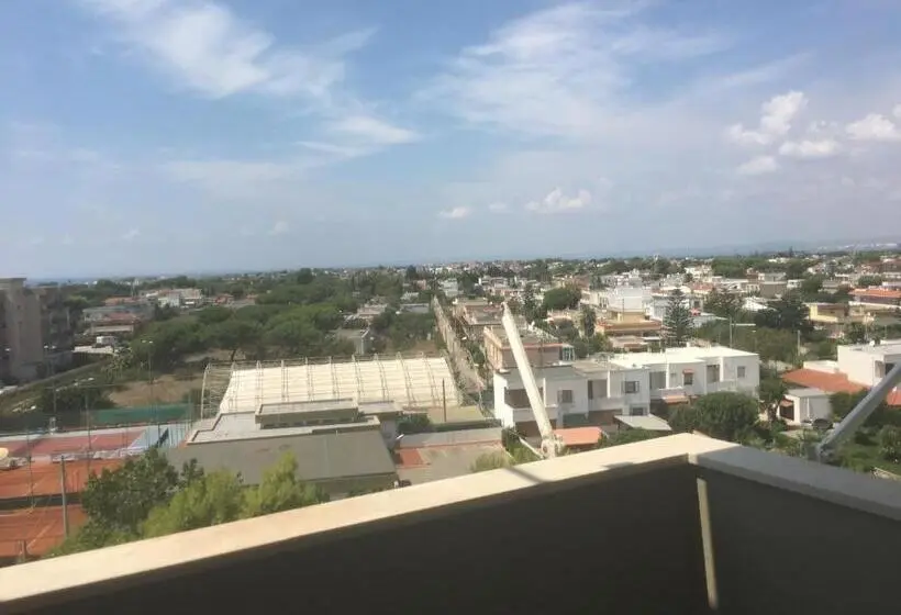 اتاق لوکس با وان آب گرم, B&b Miramare Suite