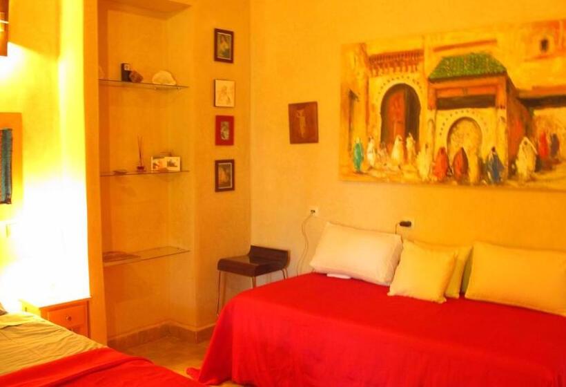 Трехместный Номер Deluxe, Dar Kamango
