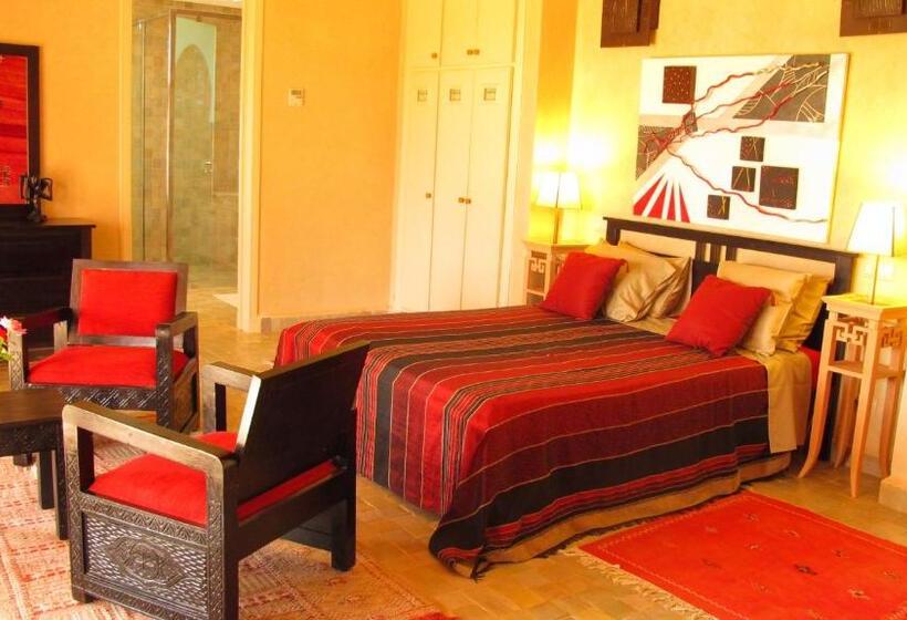 اتاق استاندارد با چشم‌انداز باغ, Dar Kamango