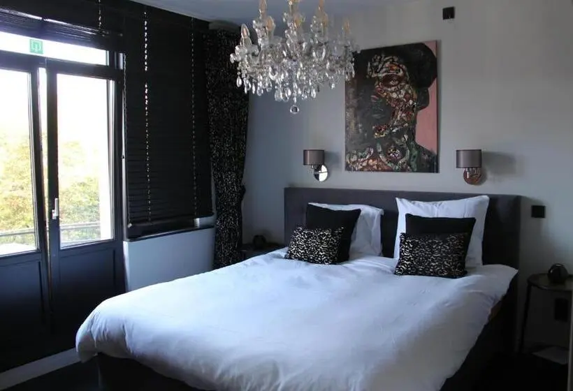 Camera Standard, Puur B&b