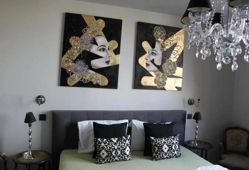 Camera Deluxe, Puur B&b