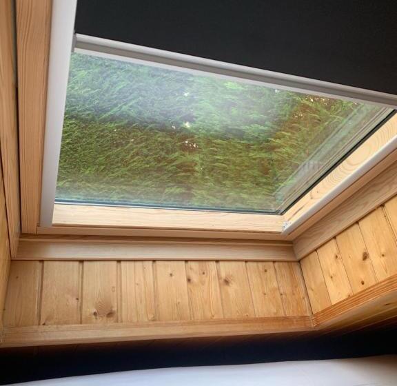 חדר אקונומי, Puur B&b