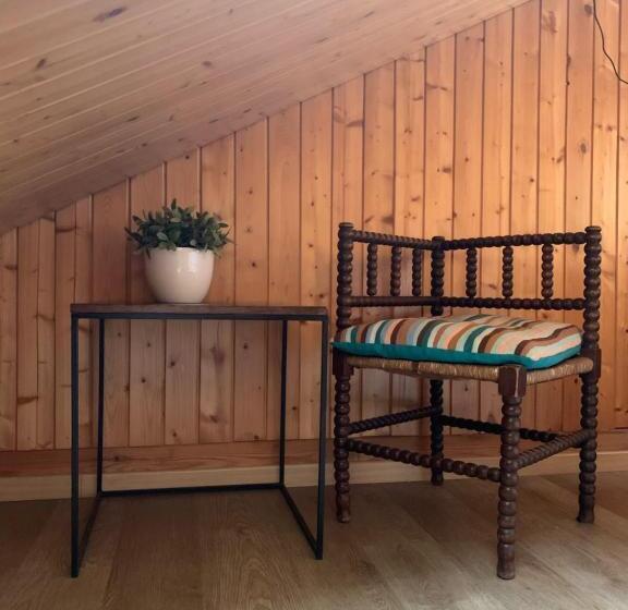 חדר אקונומי, Puur B&b