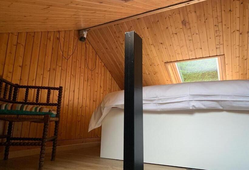 이코노미 룸, Puur B&b