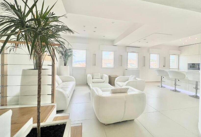 شقة دور أخير غرفة نوم واحدة, Traverse Des Artistes