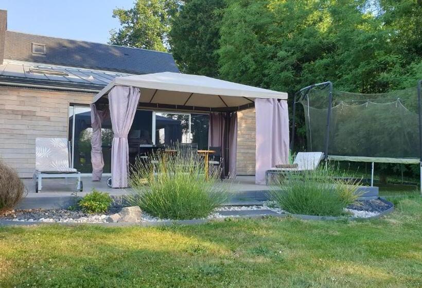 带泳池的标准三人间, Couette Et Campagne