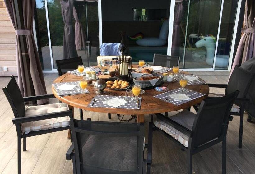 带泳池的标准三人间, Couette Et Campagne